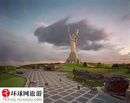 基辅,祖国母亲纪念碑
