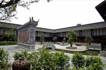 别具一格的阆州醋厂房